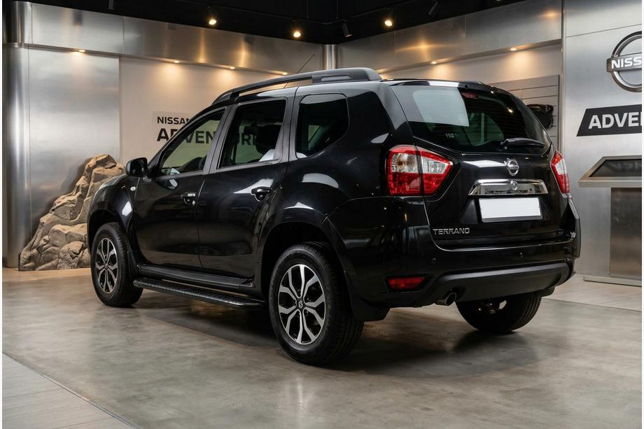 Nissan Terrano 2014– Bočne stopnice Bosphorus Black (2 kos, aluminij) Image