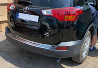 Toyota Rav 4 2013–2018 Nerjaveča letvica roba prtljažnika OmsaLine (2013-2016) fotografija 1
