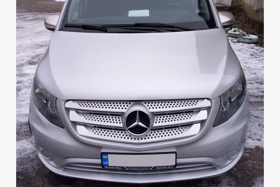 Mercedes Vito/V-razred W447 2014– Okrasne letvice za masko 2014-2020 (5 kos, nerjaveče jeklo) OmsaLine - italijansko nerjavno jeklo Image