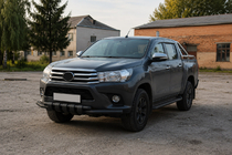 Toyota Hilux 2015– Prednja zaščitna cev F3-34 Black (nerjaveče jeklo) fotografija 3