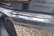 Nissan X-trail T32/Rogue 2014–2021 Zaščitne letve pragov OmsaLine (4 kosi, nerjaveče jeklo) fotografija 2