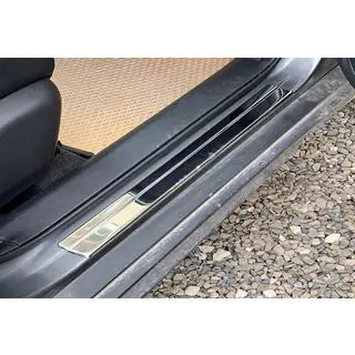 Zaščitne letve pragov OmsaLine (4 kosi, nerjaveče jeklo)