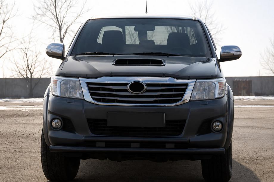 Toyota Hilux 2006–2015 Sprednji zaščitni lok ST014 Black (nerjaveče jeklo) Image
