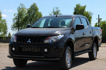 Mitsubishi L200 2015–2024 Sprednji zaščitni lok ST014 Black (nerjavno jeklo) fotografija 2