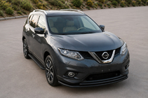 Nissan X-trail T32/Rogue 2014–2021 Sprednji zaščitni lok ST014 Black (nerjavno jeklo) fotografija 1