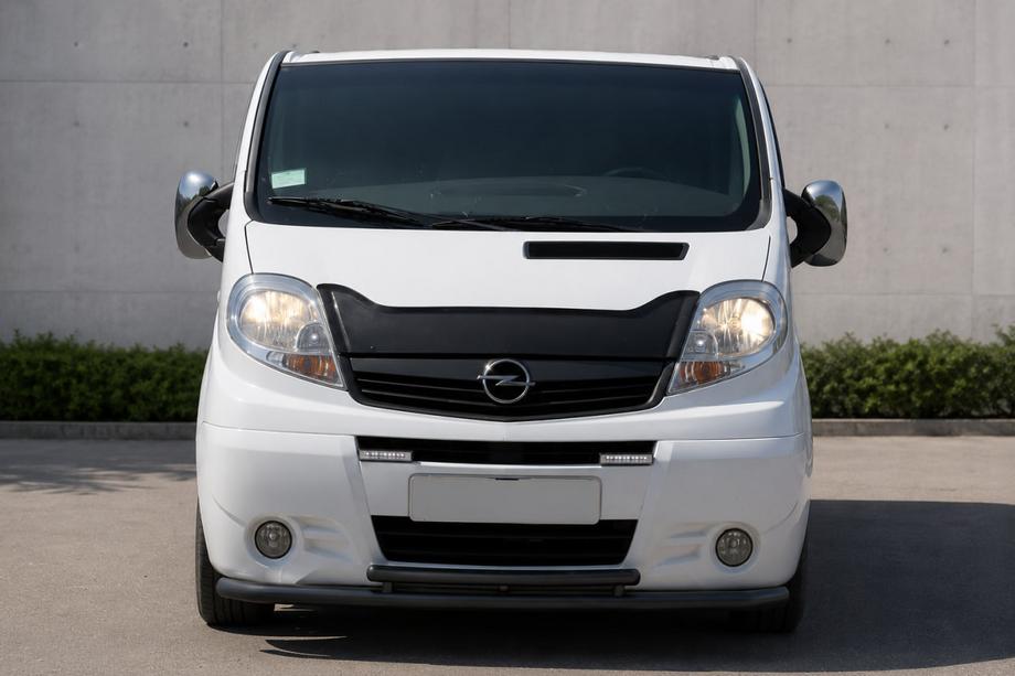 Renault Trafic 2001–2015 Sprednji zaščitni lok ST014/2 Black (nerjavno jeklo) Image
