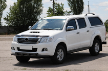 Toyota Hilux 2006–2015 Sprednji zaščitni lok ST015 Black (nerjavno jeklo) fotografija 2