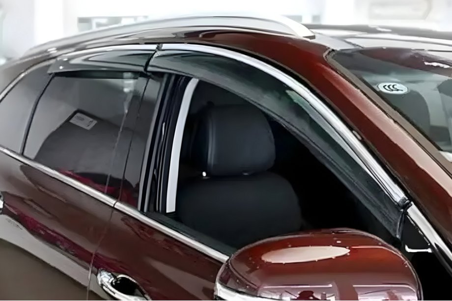 Lexus LS 2007–2017 Vetrni deflektorji oken s kromirano letvijo Long (HIC, 4 kosi) Image