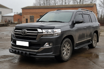 Toyota Land Cruiser 200 2007–2021 Sprednja zaščitna cev ST015 Black (2015+, nerjavno jeklo) fotografija 3