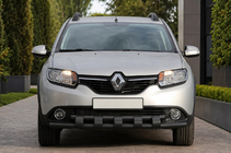 Dacia Sandero 2013–2020 Prednji zaščitni lok ST015 Black (nerjaveče jeklo) fotografija 2