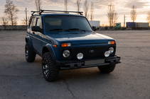 Lada Niva in Urban 1977– Prednji zaščitni lok ST015 Black (nerjaveče jeklo) fotografija 3