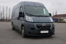 Fiat Ducato 2006–2025 Sprednji zaščitni lok ST019 Black (nerjaveče jeklo) fotografija 2