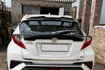 Toyota C-HR 2016–2023 Integrirani strešni nosilci sivi OEM (ABS plastika, montaža z lepilom) fotografija 6