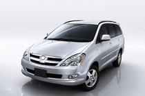 Toyota Innova 2015– Integrirani strešni nosilci črni OEM (aluminij) fotografija 1