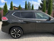 Nissan X-trail T32/Rogue 2014–2021 Črni OEM strešni nosilci (za X-trail, aluminij) fotografija 1