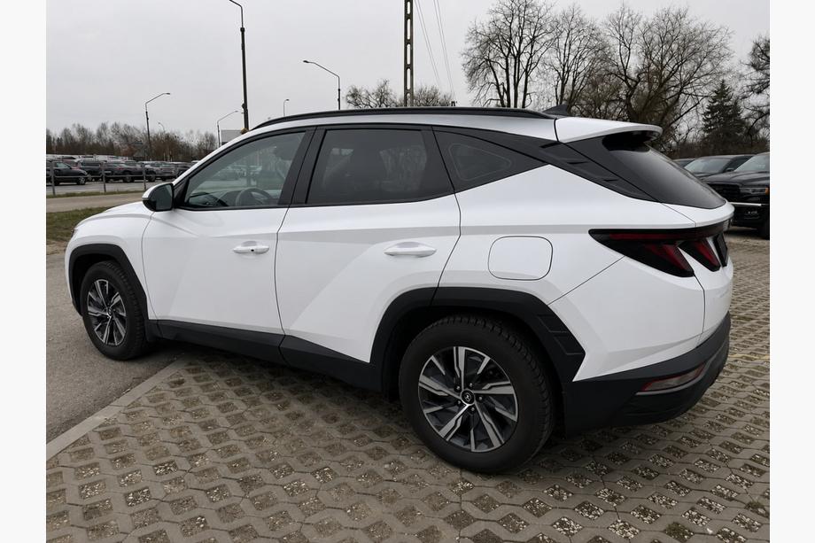 Hyundai Tucson NX4 2021– Integrirane strešne letve črne OEM (Long, aluminij, lepljena montaža) Image