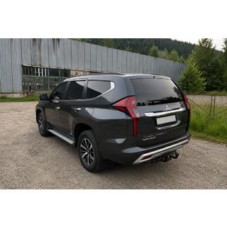 Integrirane strešne letve črne OEM (2019-, aluminij) Mitsubishi Pajero Sport 2015– fotografija 3