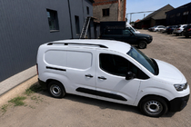 Citroen Berlingo/Multispace 2018– Črne strešne sani (turški dizajn) Standardna, plastične noge fotografija 1