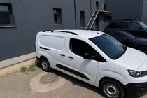 Citroen Berlingo/Multispace 2018– Črne strešne sani (turški dizajn) Standardna, plastične noge fotografija 3