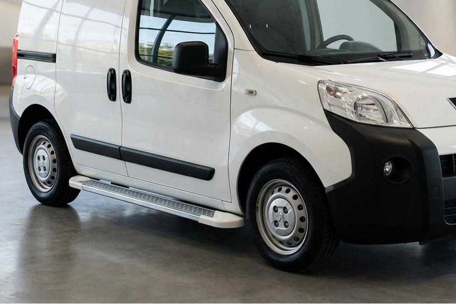 Citroen Nemo 2007–2017 Bočne stopnice Allmond White (2 kosa, aluminij) Image