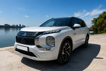 Mitsubishi Outlander 2021– Integrirani strešni nosilci črni OEM (aluminij) fotografija 4