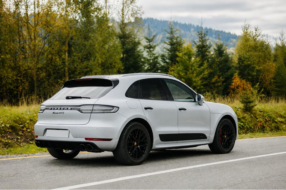 Porsche Macan 2014–2024 Integrirani strešni nosilci, črni OEM (aluminij, montaža z lepljenjem) Image