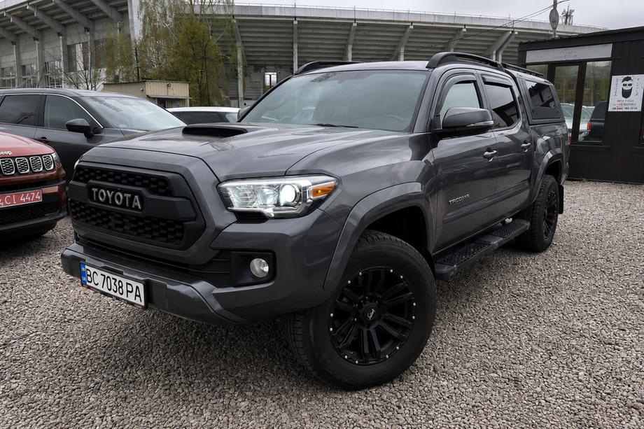 Toyota Tacoma 2015–2023 Črne OEM strešne vzdolžne letve (aluminij) Image