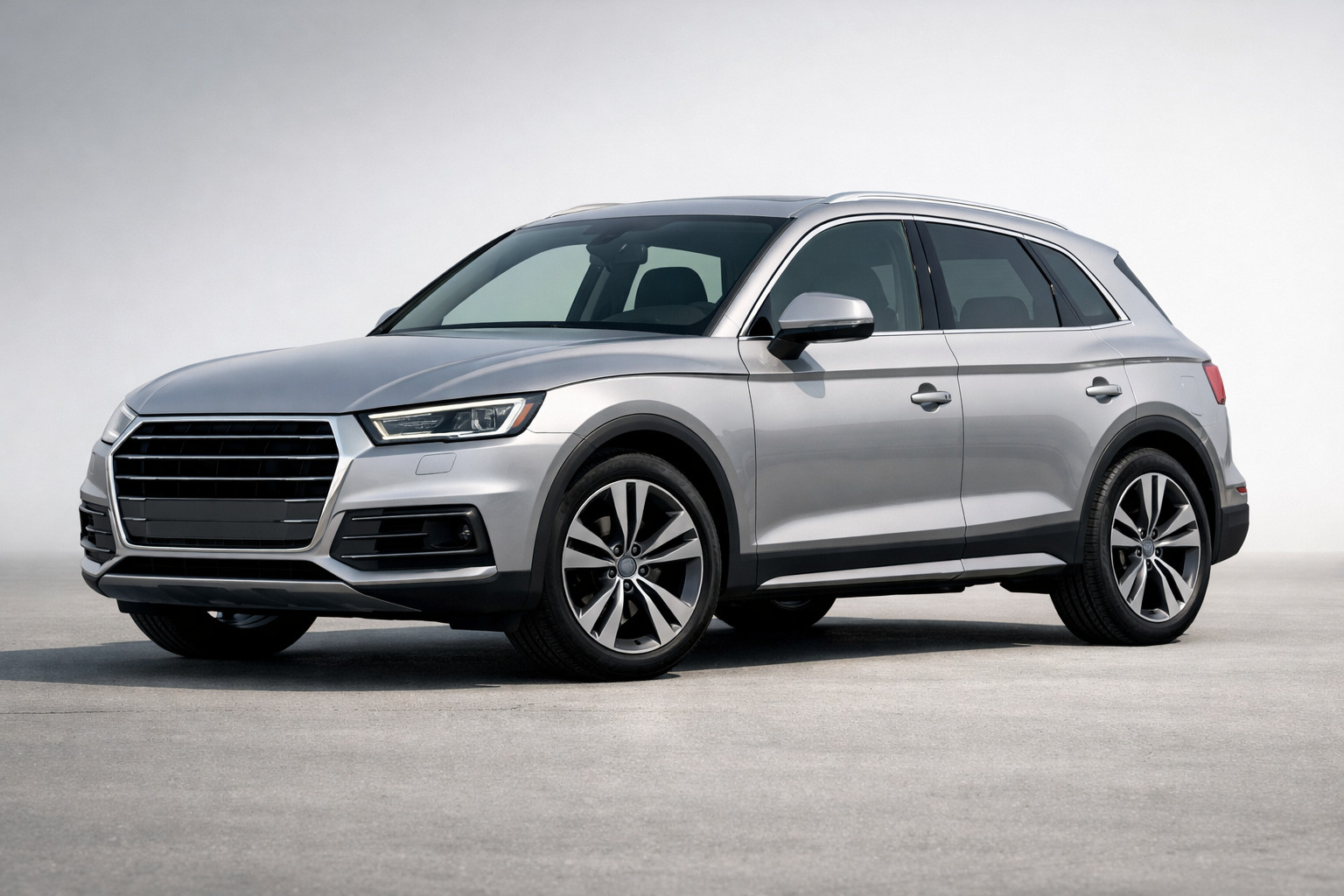 Audi Q5 2017-2025: premium križanec brez odvečnega teatra