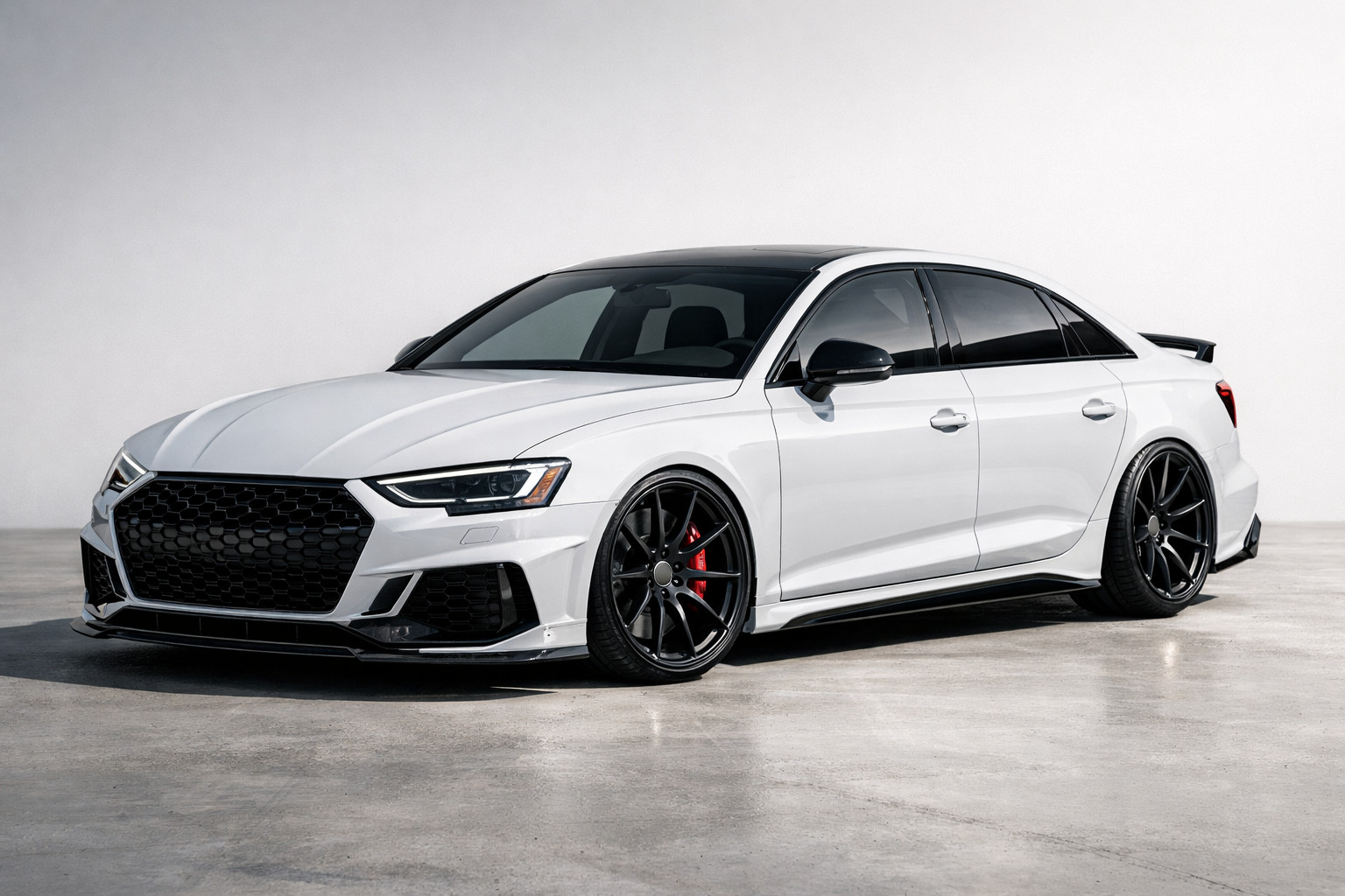 Pregled modelov Audi: karoserije za dodatke in styling