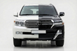 Toyota Land Cruiser 200 v slogu 2021 Executive: kako star LC200 narediti podoben zadnjemu faceliftu fotografija 1