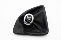 BMW serija 1 E81/E82/E87/E88 2004–2011 Manšeta prestavne ročice + prestavni gumb OEM V2 (umetno usnje) fotografija 1