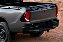 Toyota Hilux 2015– Zadnje luči V1 (2 kos) fotografija 1