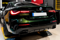 BMW serija 4 G22/23/26 2020– Difuzor zadnjega odbijača z izpušnimi nastavki (za G22/G23 M-Sport) fotografija 1