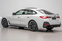 BMW serija 4 G22/23/26 2020– Difuzor zadnjega odbijača z izpušnimi zaključki (za G26 M-Sport) fotografija 6