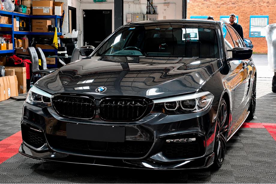 BMW serija 5 G30/G31 2017–2023 Lip sprednjega odbijača Lip AC-Style (za M-Sport 2017-2020, ABS) Image