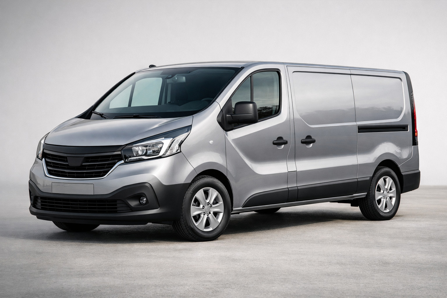 Renault Trafic (III generacija): pregled gospodarskega kombija za mesto in poti