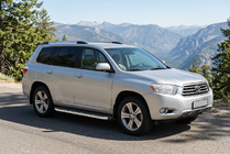 Toyota Highlander 2008–2013 Stranske stopnice BlackLine (2 kosa, aluminij) fotografija 1