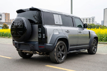 Land Rover Defender 2019– Karoserijski komplet (OCTA) za 110 fotografija 4