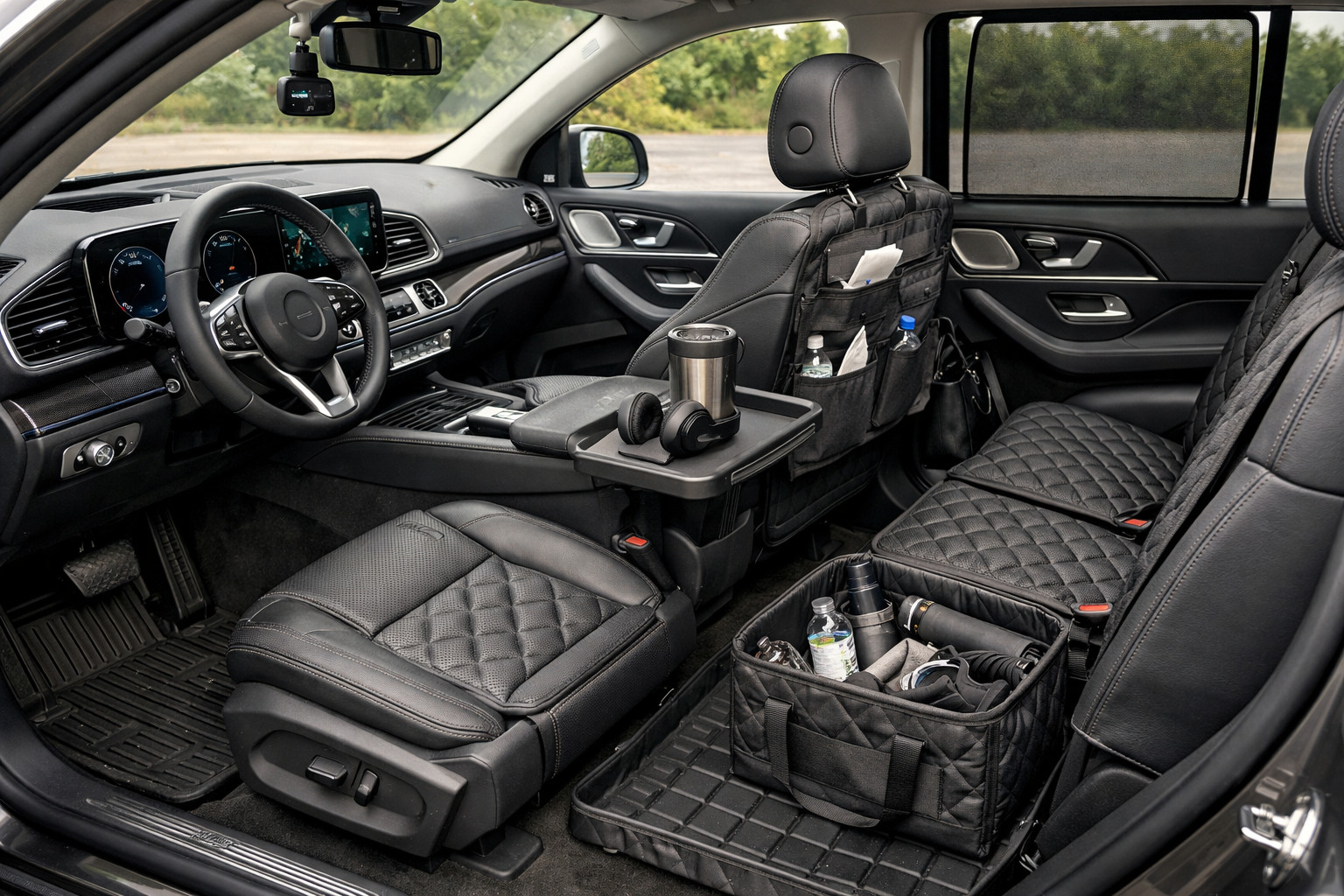 Kaj namestiti na Mercedes GLS X167 za vsakodnevno udobje in čist notranjost