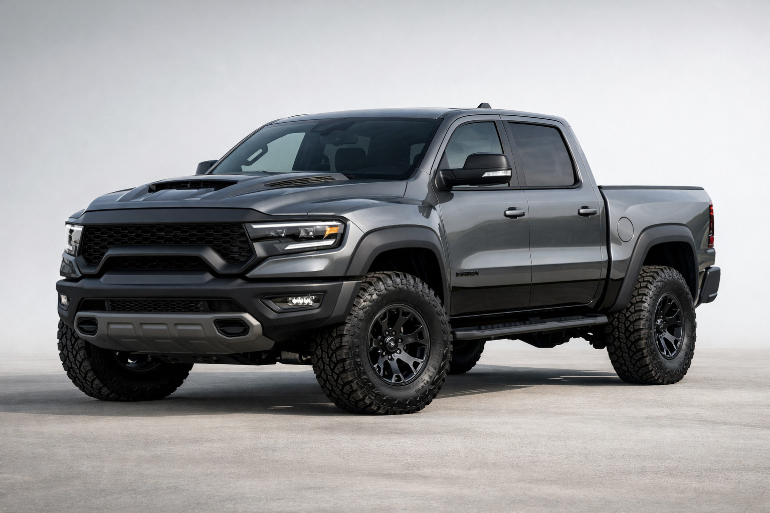 Test: Ram 1500 TRX (5. generacija) – brutalni pickup za ameriški trg