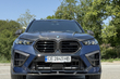 BMW X5 G05 2018 → X5M 2025: celovita prenova s karbonskim bodykitom in M-volanom fotografija 14