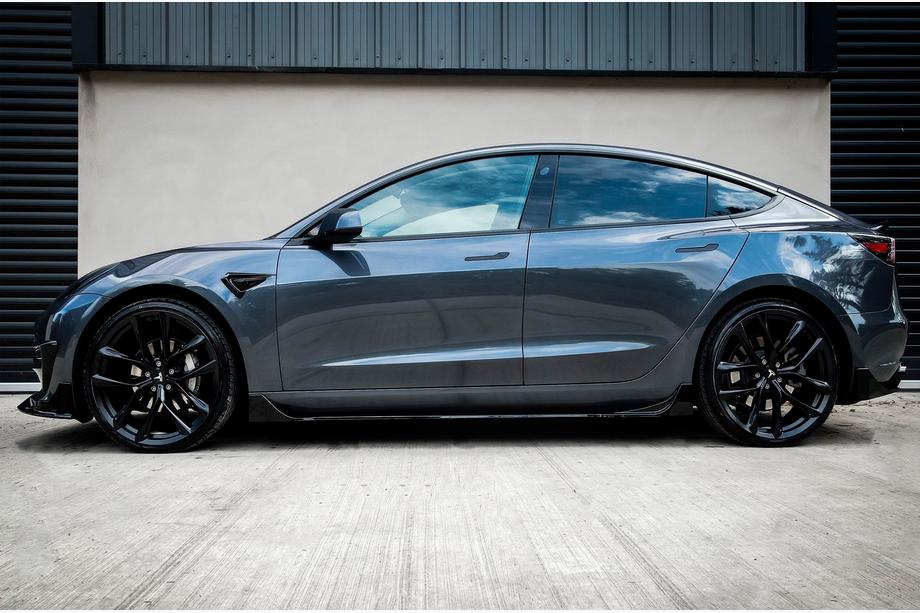 Tesla Model 3 2017– Pokrovi pragov Fast (za 2017-2023) Image
