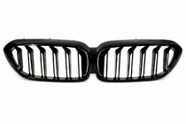 BMW serija 5 G30/G31 2017–2023 Ledvične maske M-Look LCI-Design (2017-2020, sijajno črna) fotografija 5