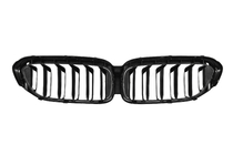 BMW serija 5 G30/G31 2017–2023 Ledvične maske M-Look LCI-Design (2017-2020, sijajno črna) fotografija 4
