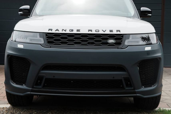 Popravilo in tuning Range Rover Sport 2018: sprednji in zadnji odbijač SVR