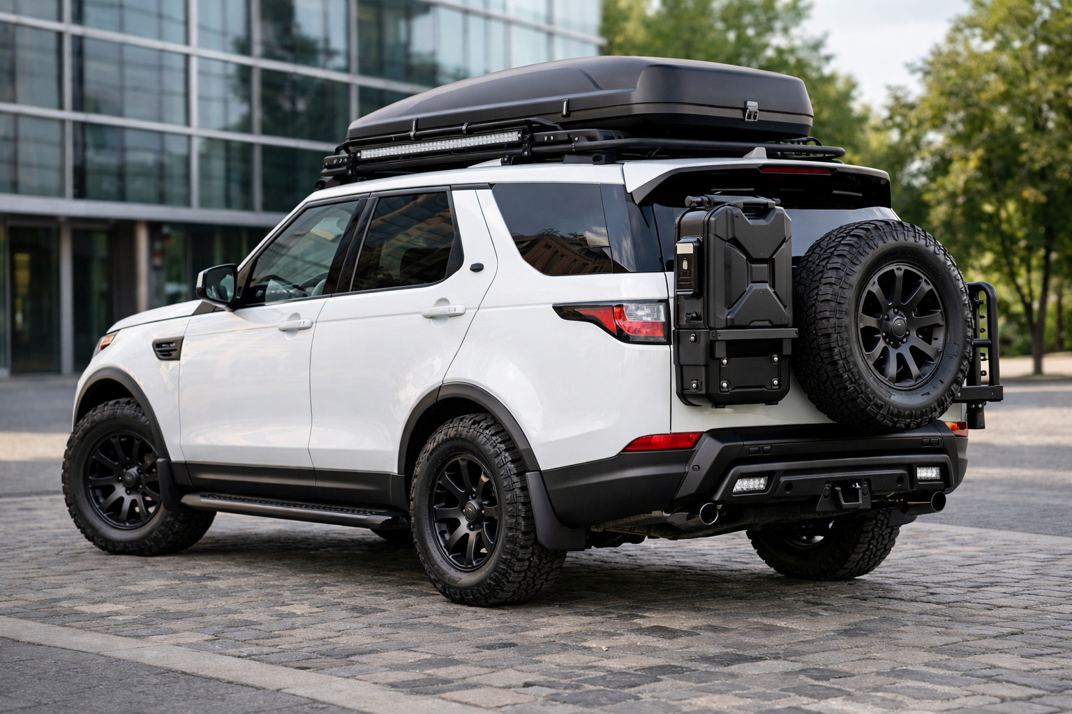 Paket predelav za Land Rover Discovery 5 po nakupu za mesto in potovanja
