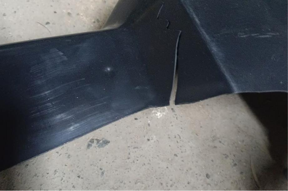 Opel Astra J 2009–2015 Znižano: Sprednji lip spoiler DPT V-2 (za barvanje) Fotografija 3