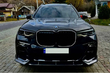 BMW X7 G07: karbonski tuning sprednjega odbijača in LED maska fotografija 2