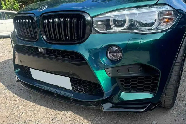 Tuning BMW X5 F15: pokrovi ogledal, spojler in sprednji lip Fotografija 4