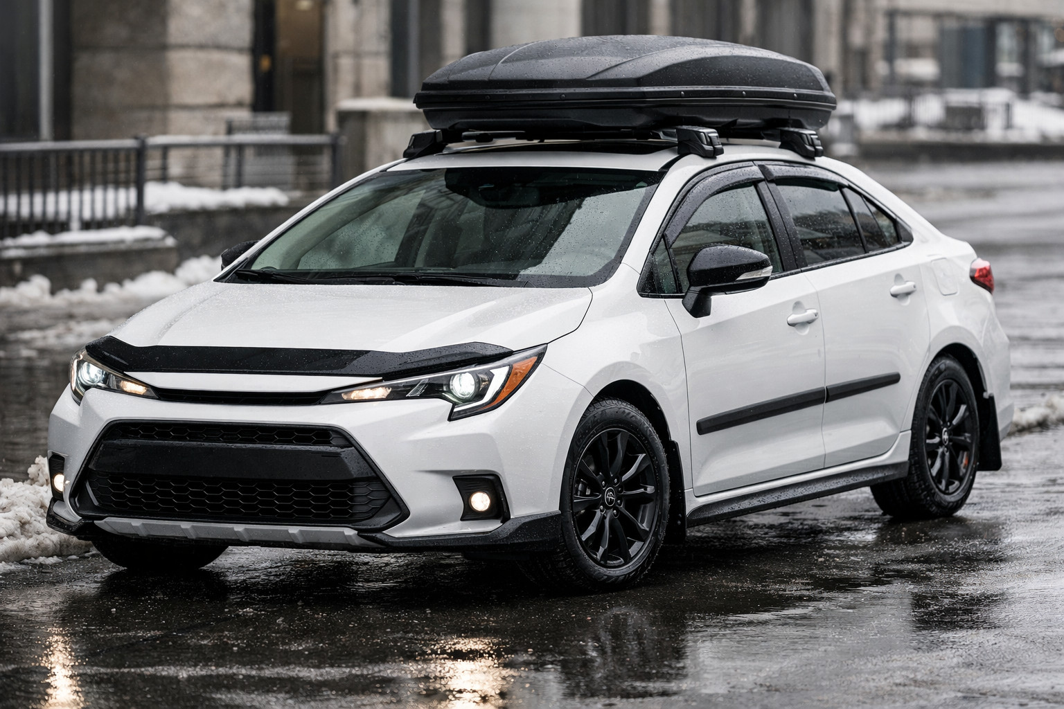 Kaj namestiti na Toyota Corolla 2019+ za mesto v dezju in plundri
